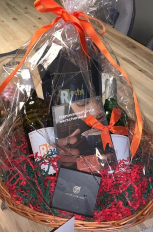Recht 24/7 gift basket